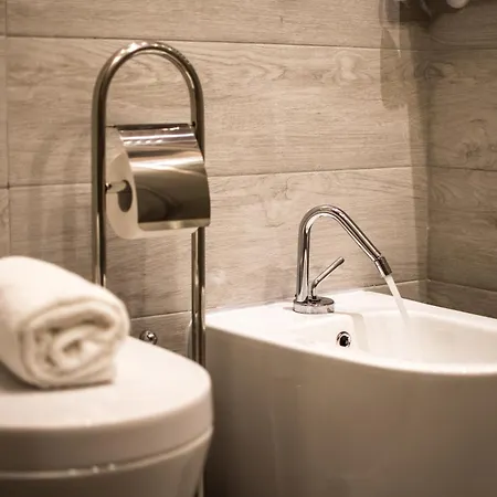 Πανσιόν Dolci Mura Luxury 4*